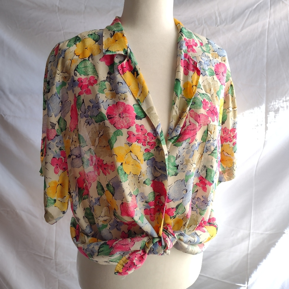 Vtg Floral Abstract Button down Shirt